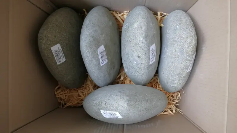 Product image 6 of the product “Heart, approx. 25cm, natural stone 25 cm”